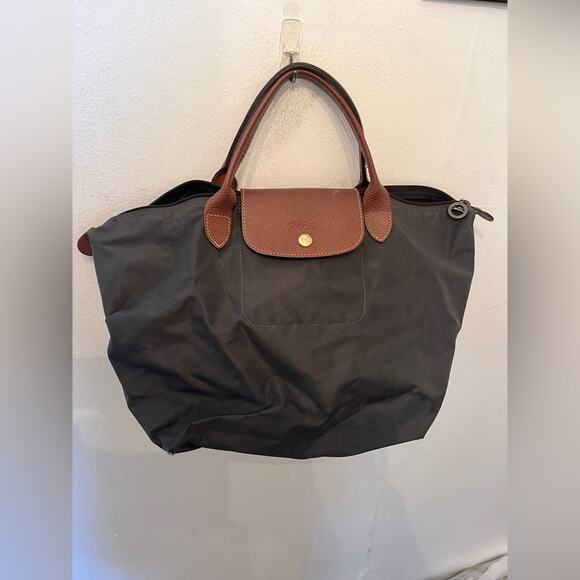 Longchamp Handbags - Longchamp Le Pliage Tote